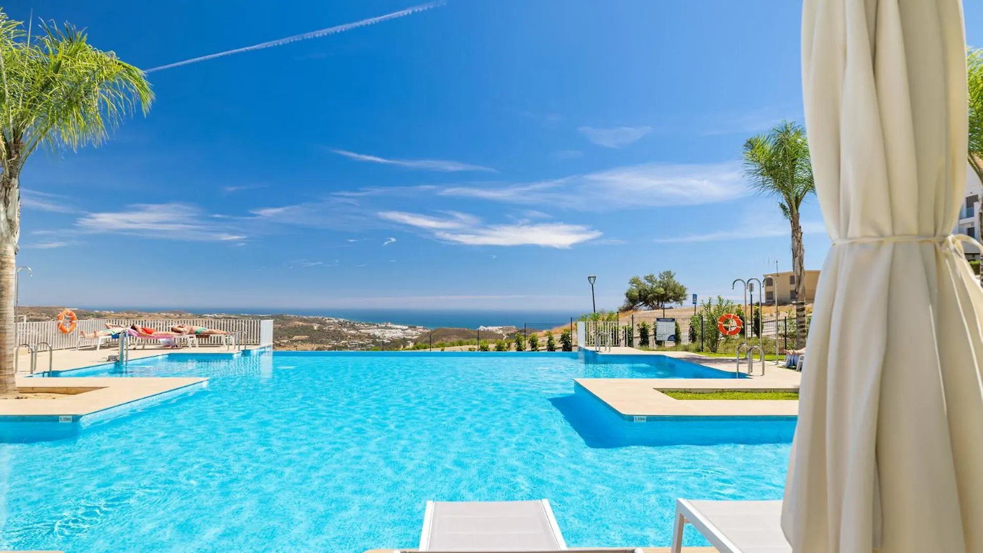 Nieuwbouwappartement La Cala De Mijas - 2 Slaapkamers - Uitzicht Op Golf En Zee Sitio de Calahonda Spain